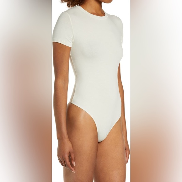 SKIMS Stretch Cotton Jersey T-Shirt Bodysuit, LIMITED EDITION BONE, BN, XXS, $62 - Picture 6 of 9